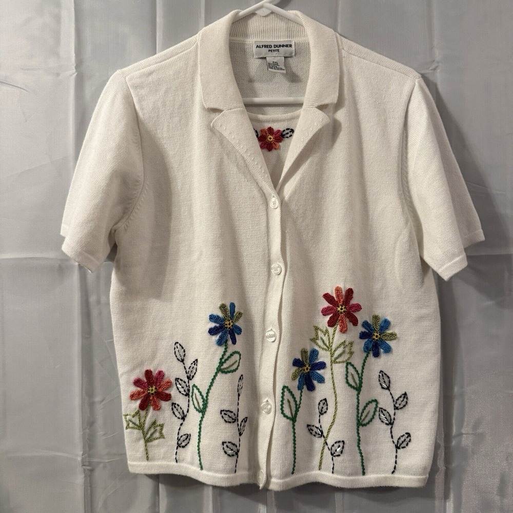 ALFRED DUNNER Womens Petite XL CARDIGAN SWEATER EMBROIDERED‎ FLOWERS Faux Layer